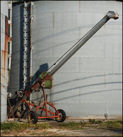 Picture of an old grain elevator.